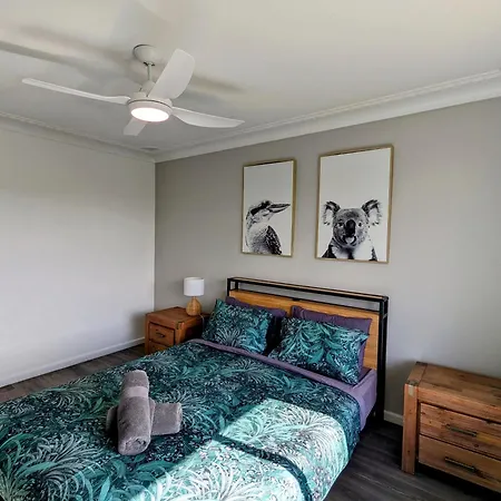 Ozzie Pozzie Backpackers-3